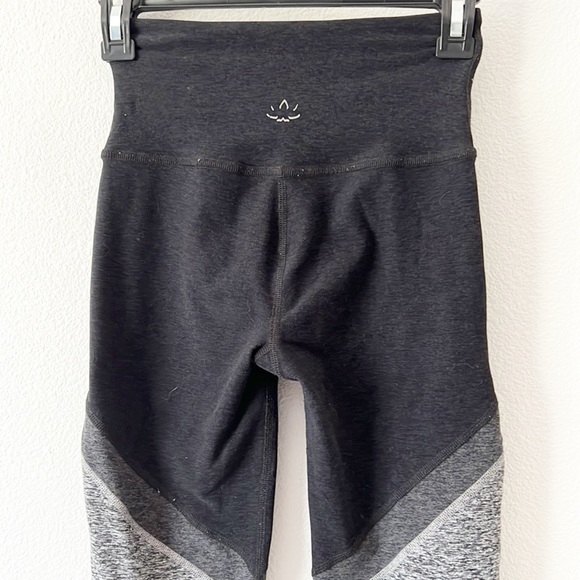 Beyond Yoga Legging - Picture 6 of 14